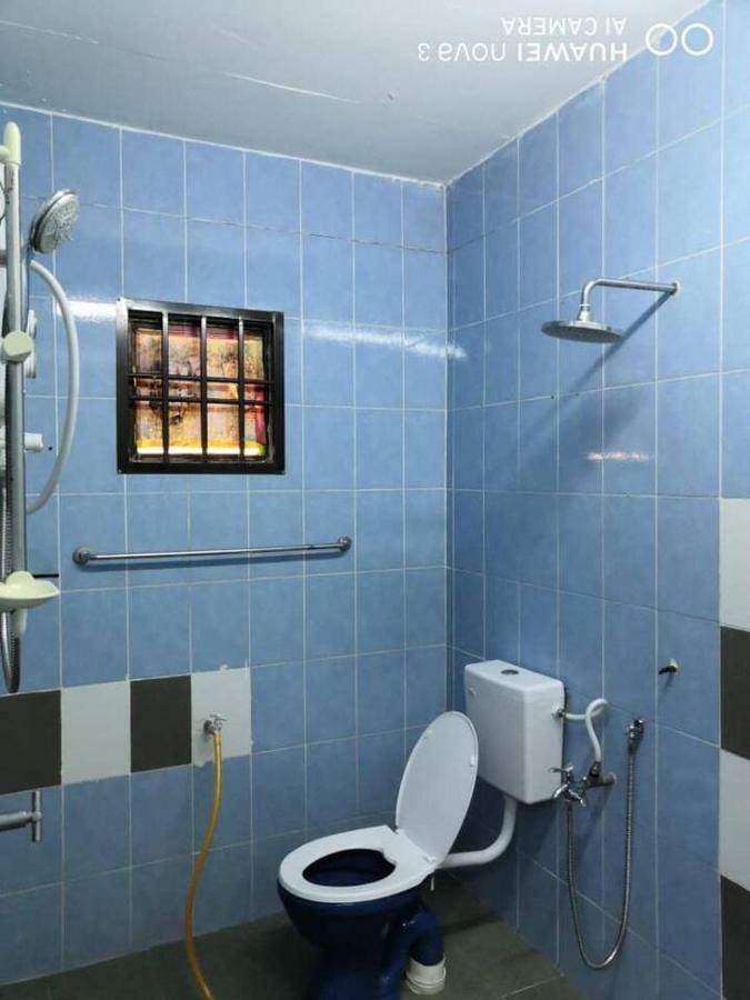 Ibu Home-To-Stay Pasir Gudang Kültér fotó